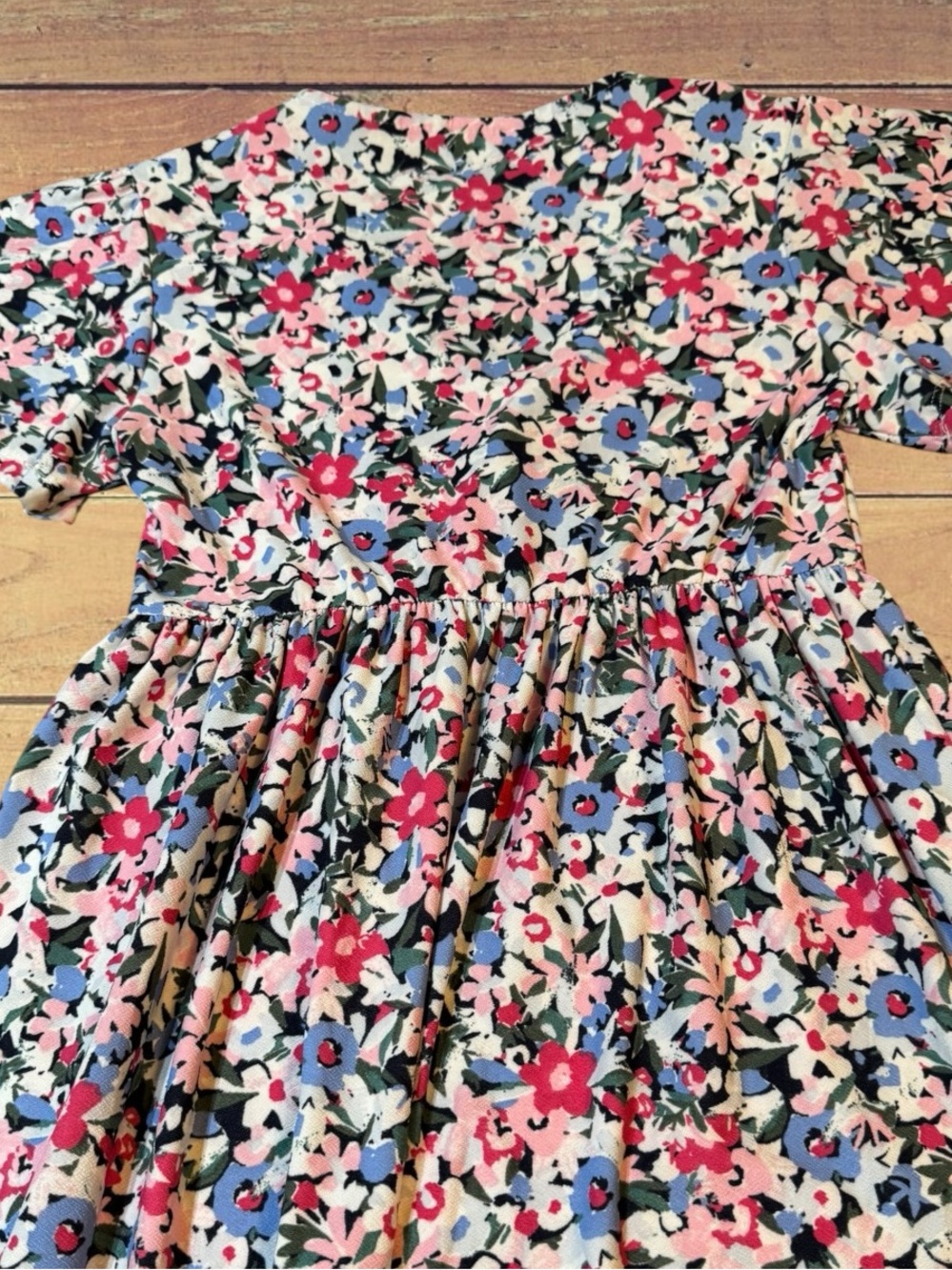 Ardene NWT Pink & Blue Ditsy Floral V-Neck Babydoll Mini Dress Size Small 🌺 - Picture 12 of 14